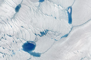 Early Melt on the Greenland Ice Sheet